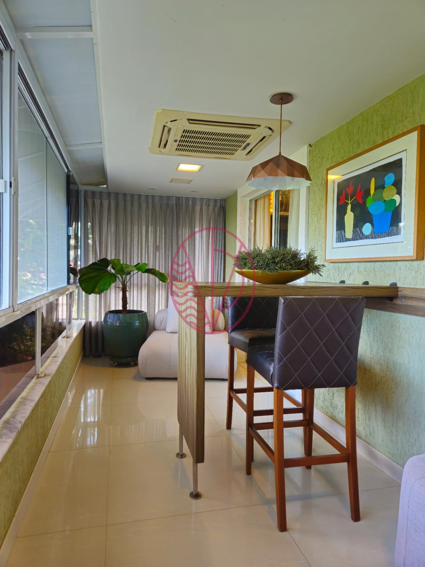 Casa à venda com 4 quartos, 4 suítes, 4 vagas e 300m² no Pituaçu, Salvador (BA) — foto 14 de 30