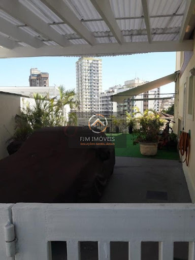 Casa em Ingá  -  Niterói