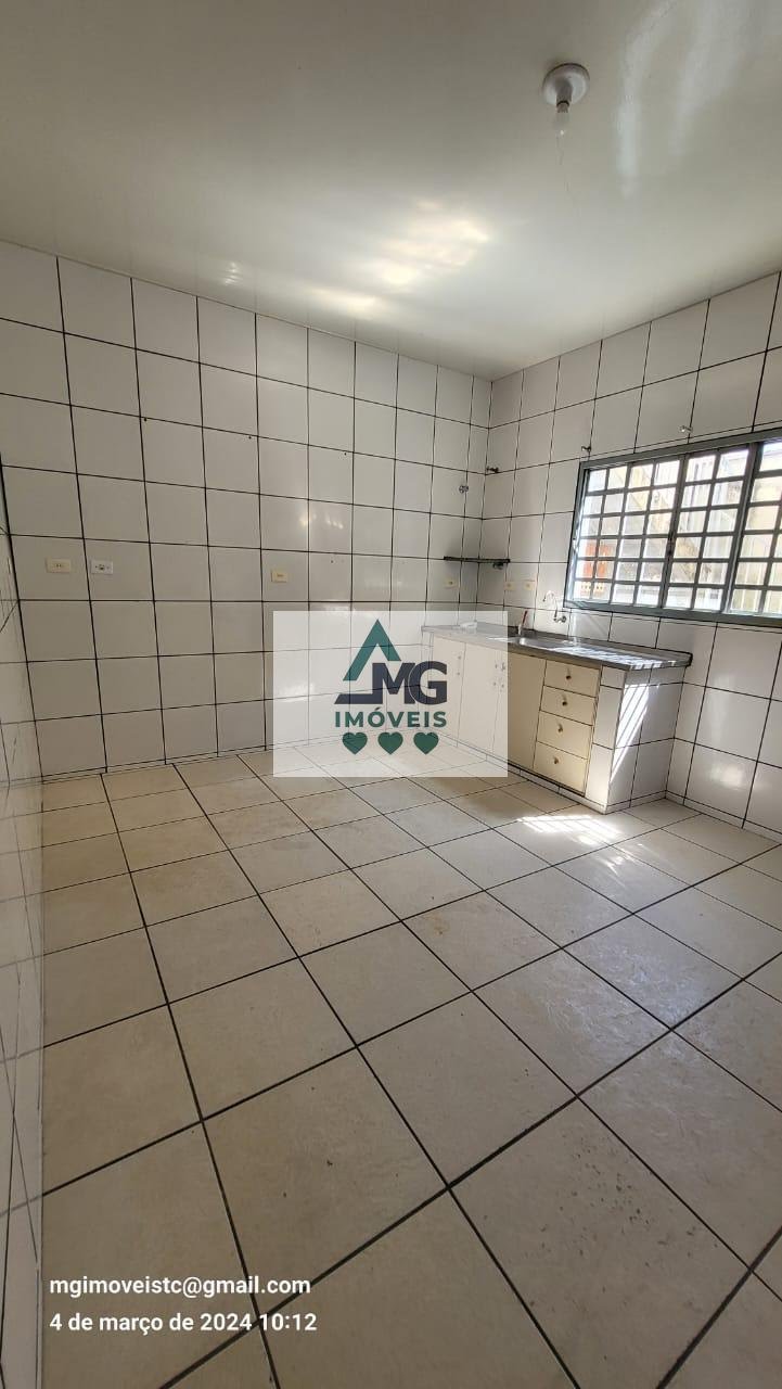 Casa à venda com 4 quartos, 1 suíte, 4 vagas e 150m² no Cotia, Três Corações (MG) — foto 8 de 21