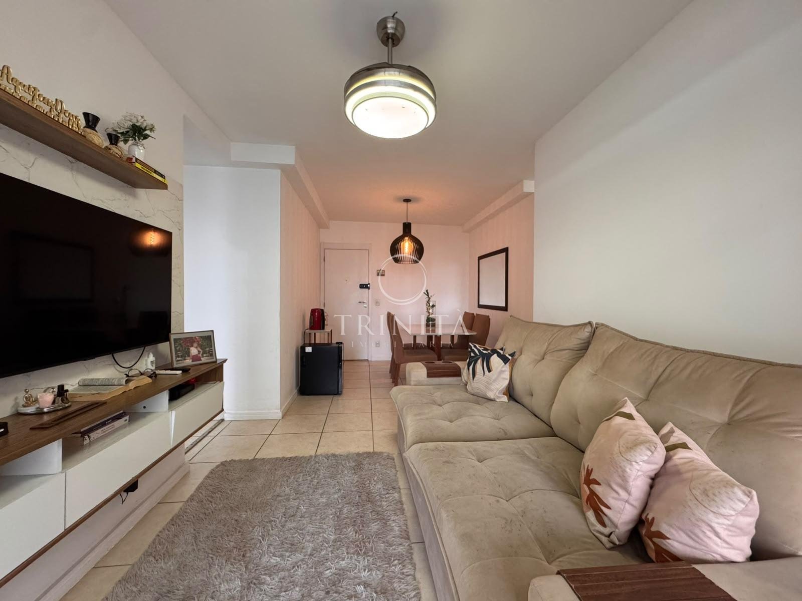 sala-trinitaimobiliaria-maayan