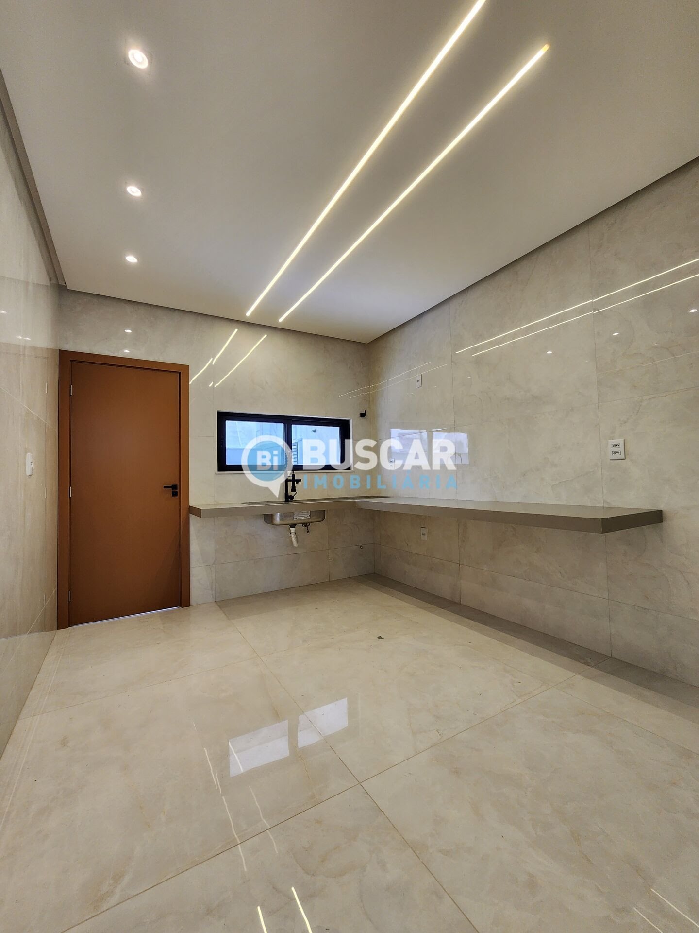 Casa à venda com 4 quartos, 4 suítes, 4 vagas e 307m² no Sim, Feira de Santana (BA) — foto 7 de 21