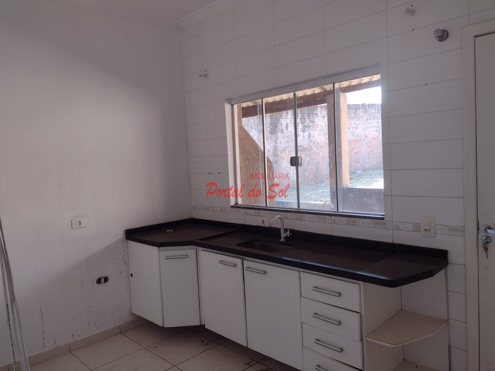 Casa à venda com 2 quartos, 1 banheiro, 3 vagas e 120m² no Jardim Moralina, Santo Antônio da Platina (PR) — foto 6 de 9