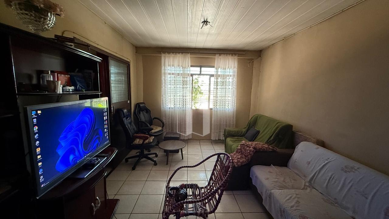Casa à venda com 6 quartos, 1 suíte, 2 vagas e 201m² no Jardim Novo Mundo, Goiânia (GO) — foto 5 de 17