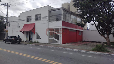 Prédio Comercial em Taubaté: 394m² à Venda ou Locação