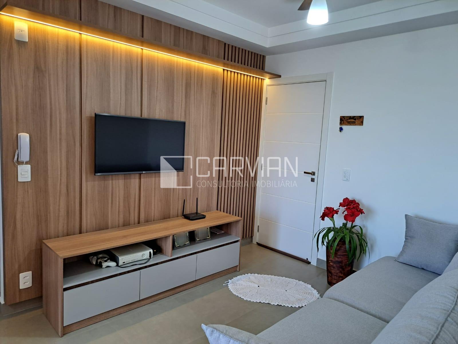 Apartamento à venda com 2 quartos, 1 suíte, 2 vagas e 63m² no Condomínio Guaporé, Ribeirão Preto (SP) — foto 3 de 11