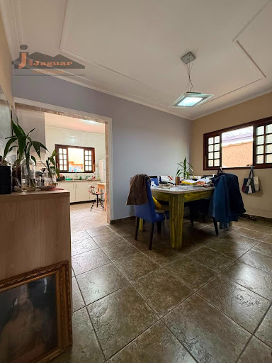 Casa à venda no Gopoúva, Guarulhos: 3 dorms, suíte e 2 banheiros