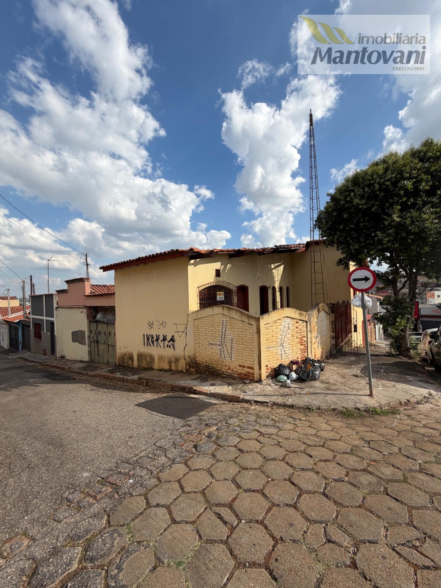 Casa à venda com 3 quartos, 2 banheiros e 170m² no Centro, Tatuí — foto principal