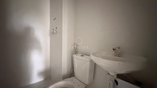 banheirodeserviço-trinitaimobiliaria-wavebyyoo