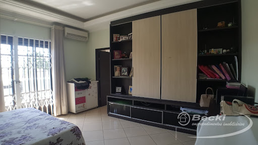 Casa no bairro Jarivatuba  -  Joinville