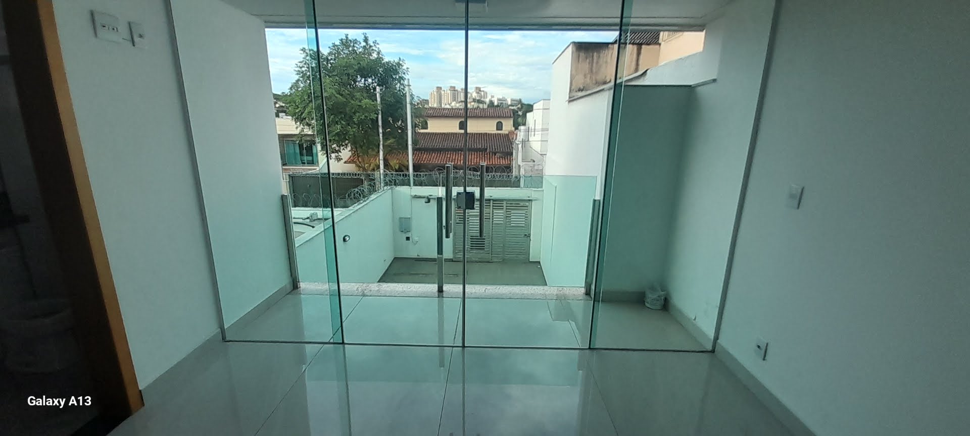 Casa à venda com 3 quartos, 1 suíte, 2 vagas e 105m² no Santa Amelia, Belo Horizonte (MG) — foto 12 de 16