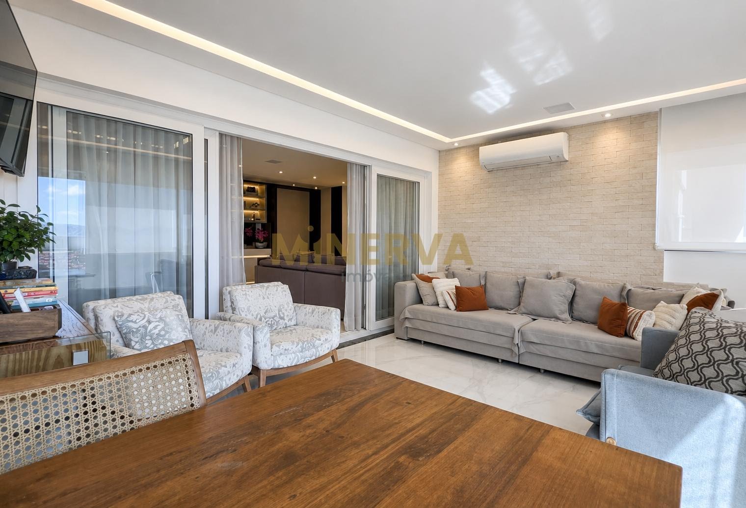 Apartamento à venda com 3 quartos, 3 suítes, 4 vagas e 157m² no Vila Rosalia, Guarulhos (SP) — foto 7 de 8
