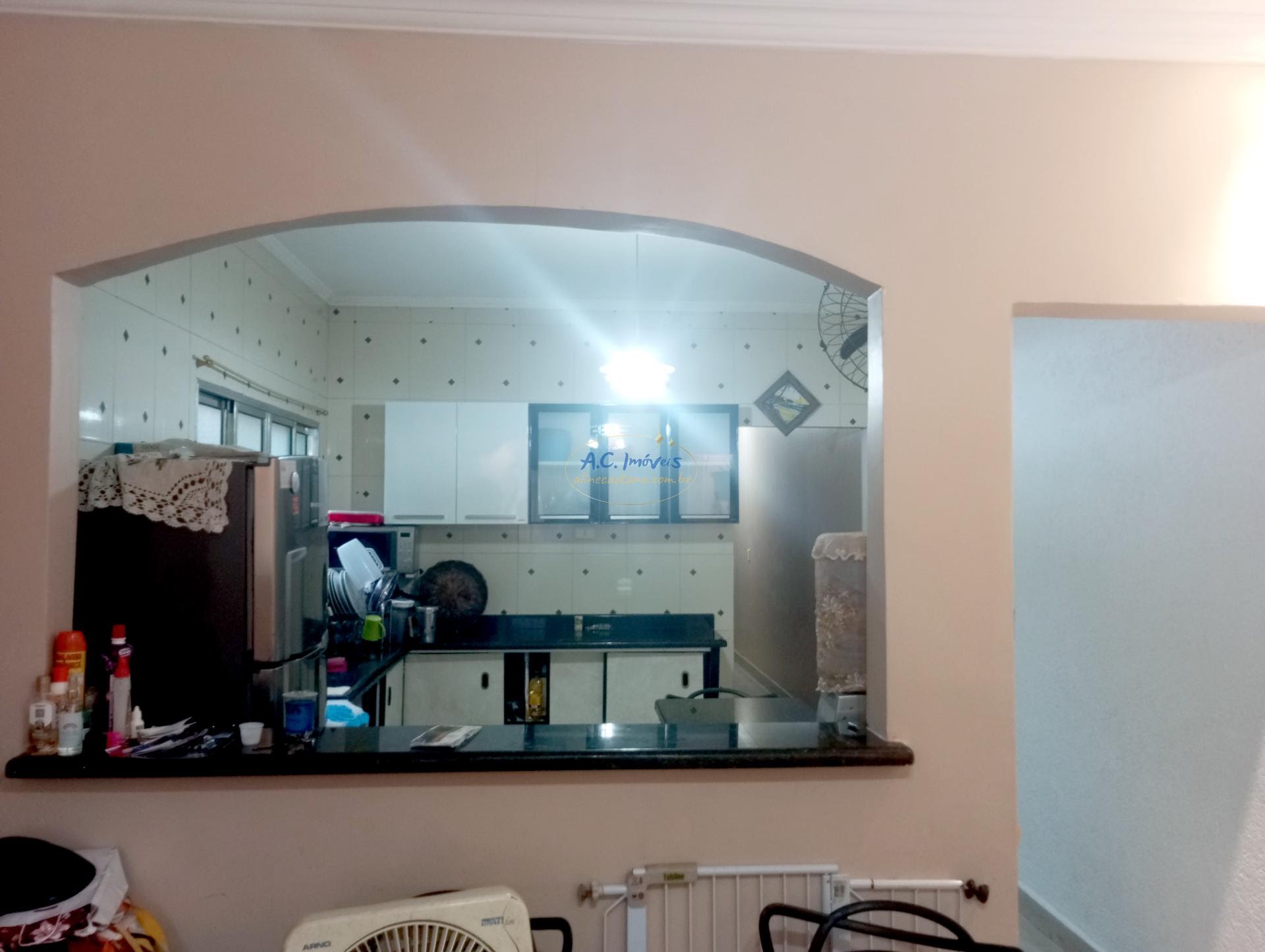 Casa à venda com 3 quartos, 1 suíte, 2 vagas e 181m² no Aviação, Praia Grande (SP) — foto 7 de 26