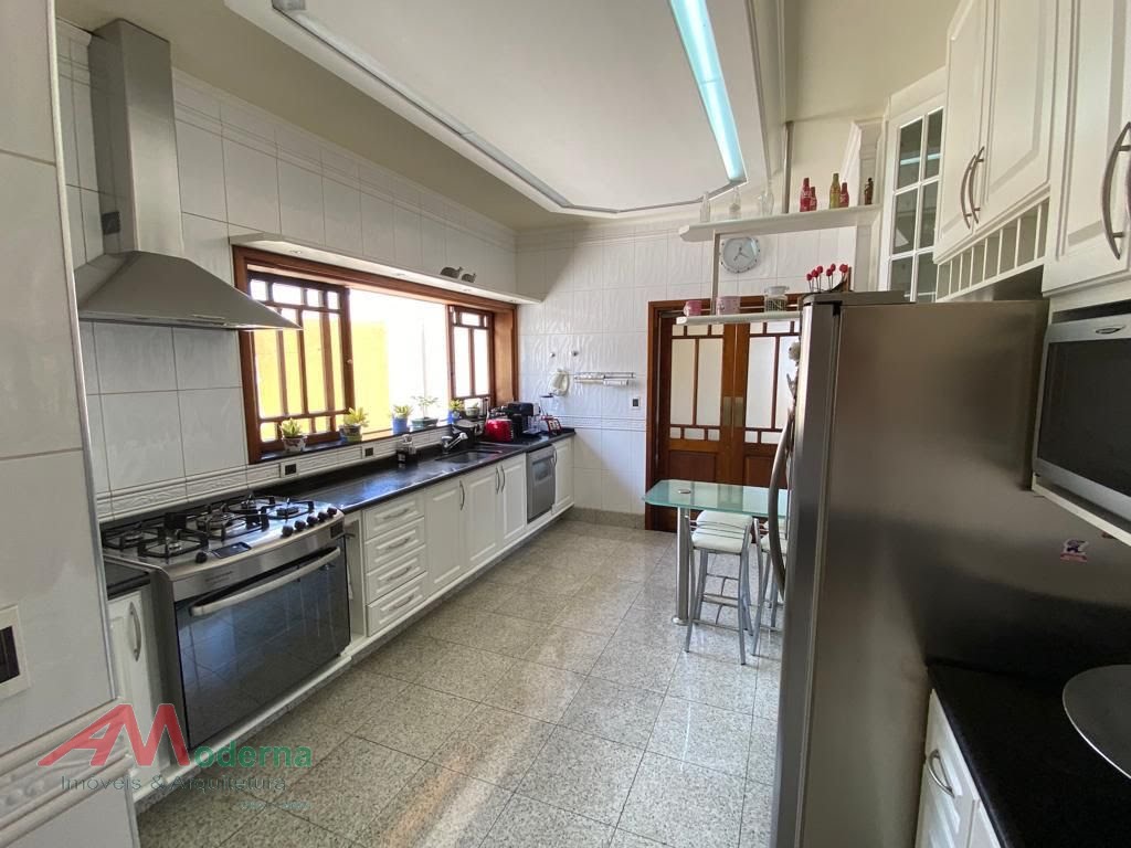 Casa à venda com 4 quartos, 3 suítes, 5 vagas e 550m² no Parque Jequitibás, São João da Boa Vista (SP) — foto 22 de 30
