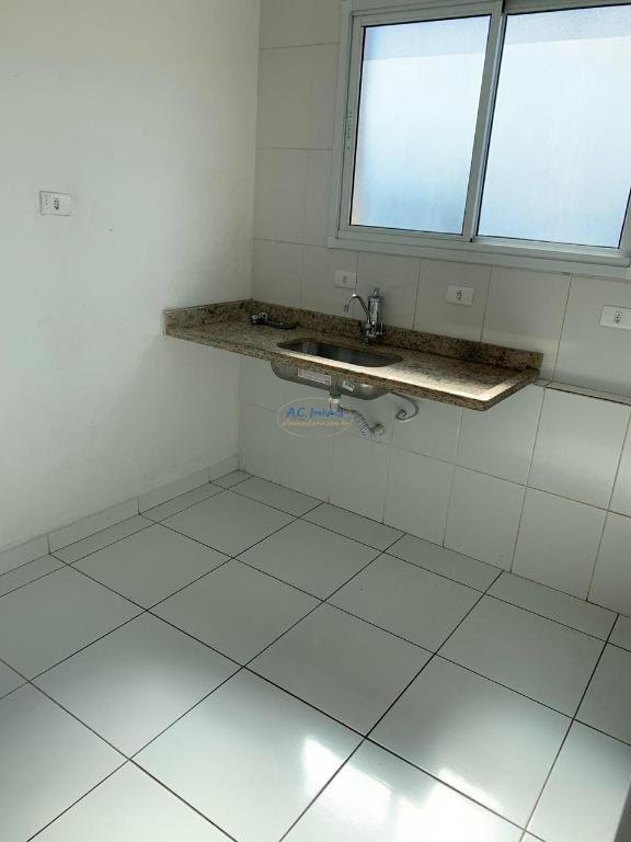 Apartamento para alugar com 2 quartos, 1 suíte, 1 vaga e 75m² no Aviação, Praia Grande (SP) — foto 13 de 15