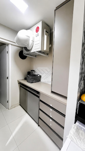 Compre Apartamento reformado de 82m² à venda na Tamarineira, Recife. 2 quartos (1 suíte), varanda gourmet e 2 vagas. Agende visita com Leicam Maciel!