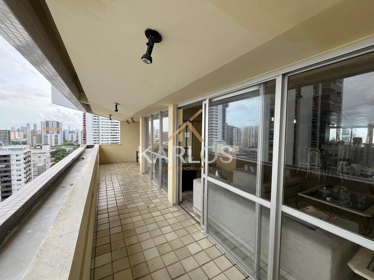 Apartamento à venda com 4 quartos, 4 banheiros, 2 vagas e 271m² no Espinheiro, Recife (PE) — foto 8 de 30