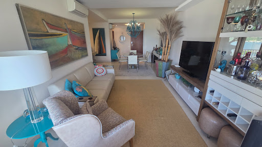Apartamento Frente ao Mar no L23 em Itaguá  -  Ubatuba