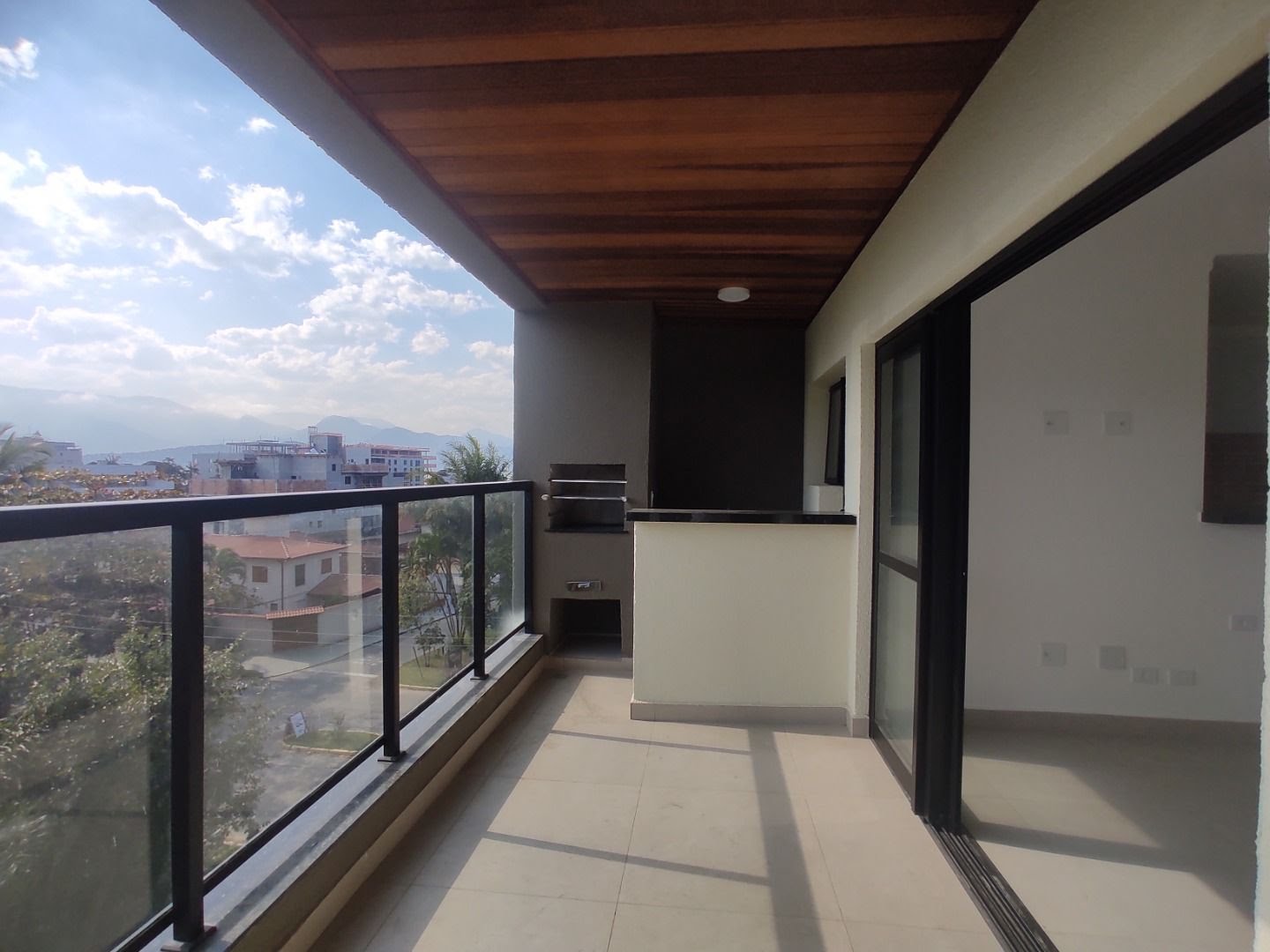 Apartamento à venda com 2 quartos, 3 banheiros, 2 vagas e 66m² no Itaguá, Ubatuba (SP) — foto 5 de 12