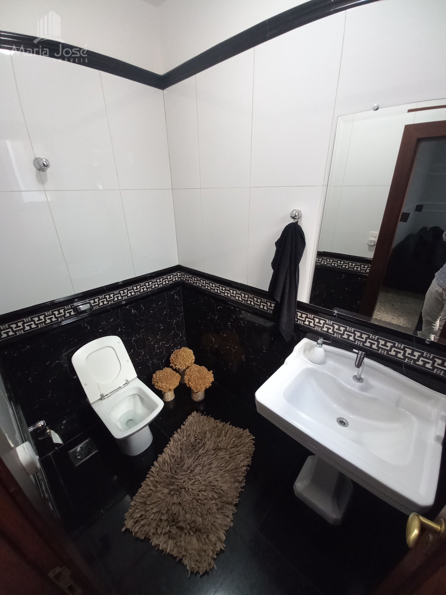 Casa à venda com 7 quartos, 1 suíte, 4 vagas e 700m² no Novo Horizonte, Sete Lagoas (MG) — foto 13 de 30