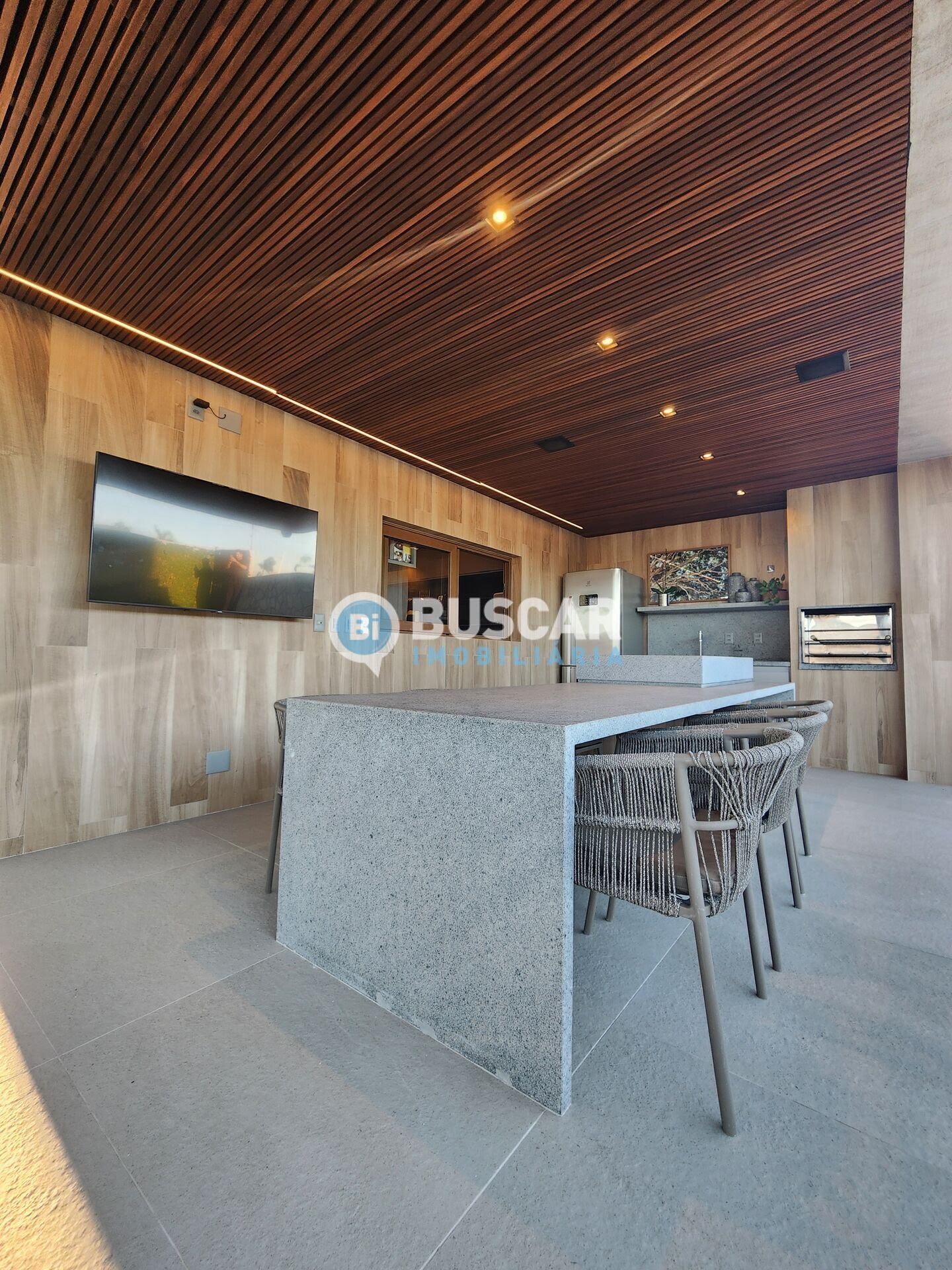 Casa à venda com 4 quartos, 4 suítes, 4 vagas e 402m² no Vale do Jacuípe, Feira de Santana (BA) — foto 11 de 30