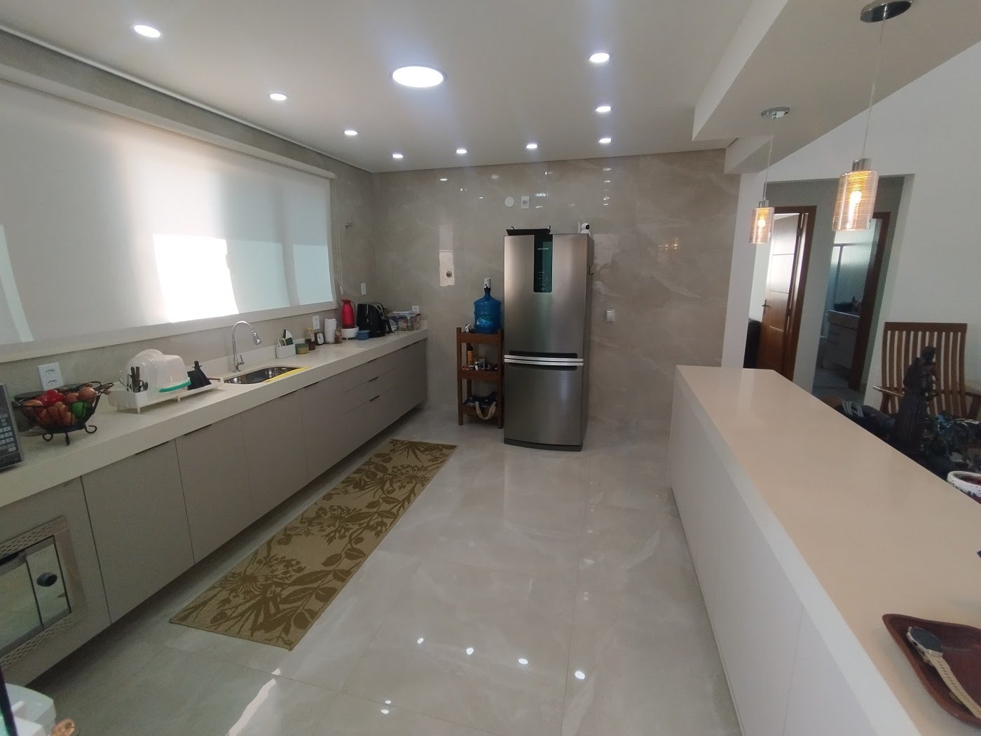 Casa à venda com 3 quartos, 2 suítes, 4 vagas e 475m² no Extensão do Bosque, Rio das Ostras (RJ) — foto 8 de 27