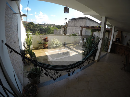 Casa em Bom Pastor - Cataguases, MG
