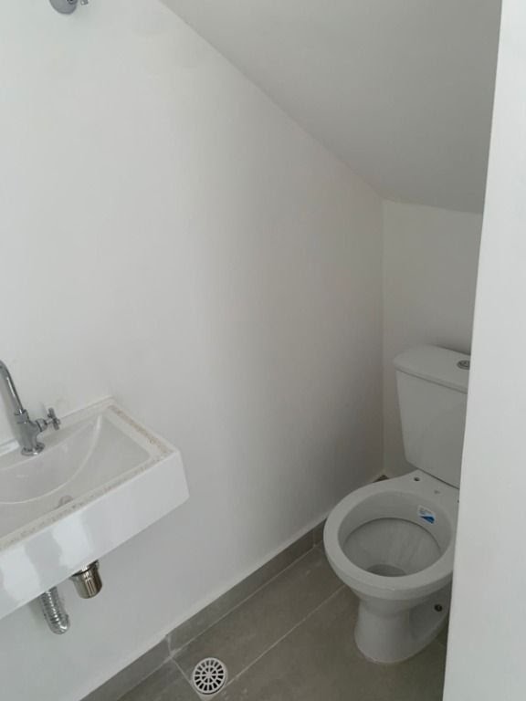 Casa para alugar com 2 quartos, 2 banheiros, 1 vaga e 56m² no Vila dos Ypês, Arujá (SP) — foto 10 de 14
