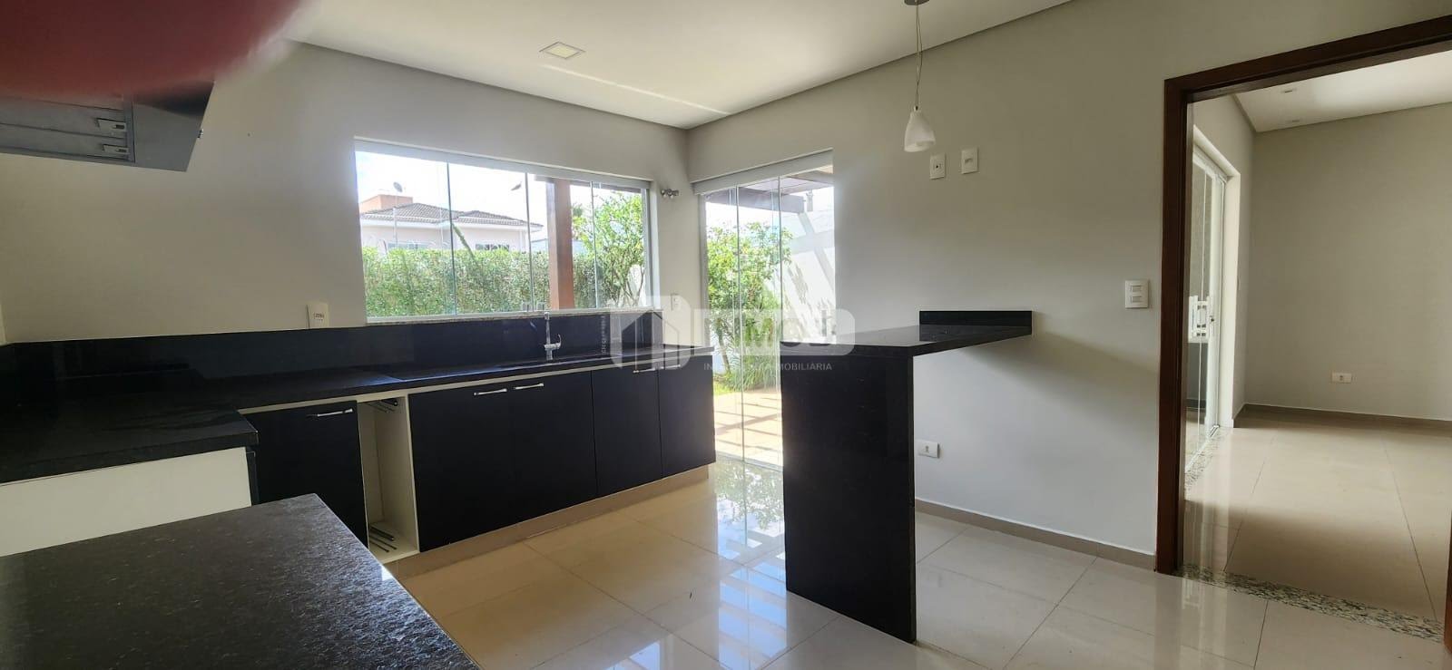 Casa à venda com 3 quartos, 3 suítes, 2 vagas e 250m² no Castelos, Tremembé (SP) — foto 10 de 30