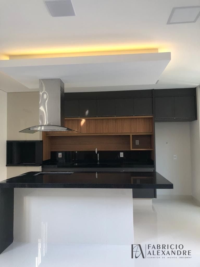 Casa à venda com 3 quartos, 3 suítes, 4 vagas e 210m² no Gaivota II, São José do Rio Preto (SP) — foto 4 de 23