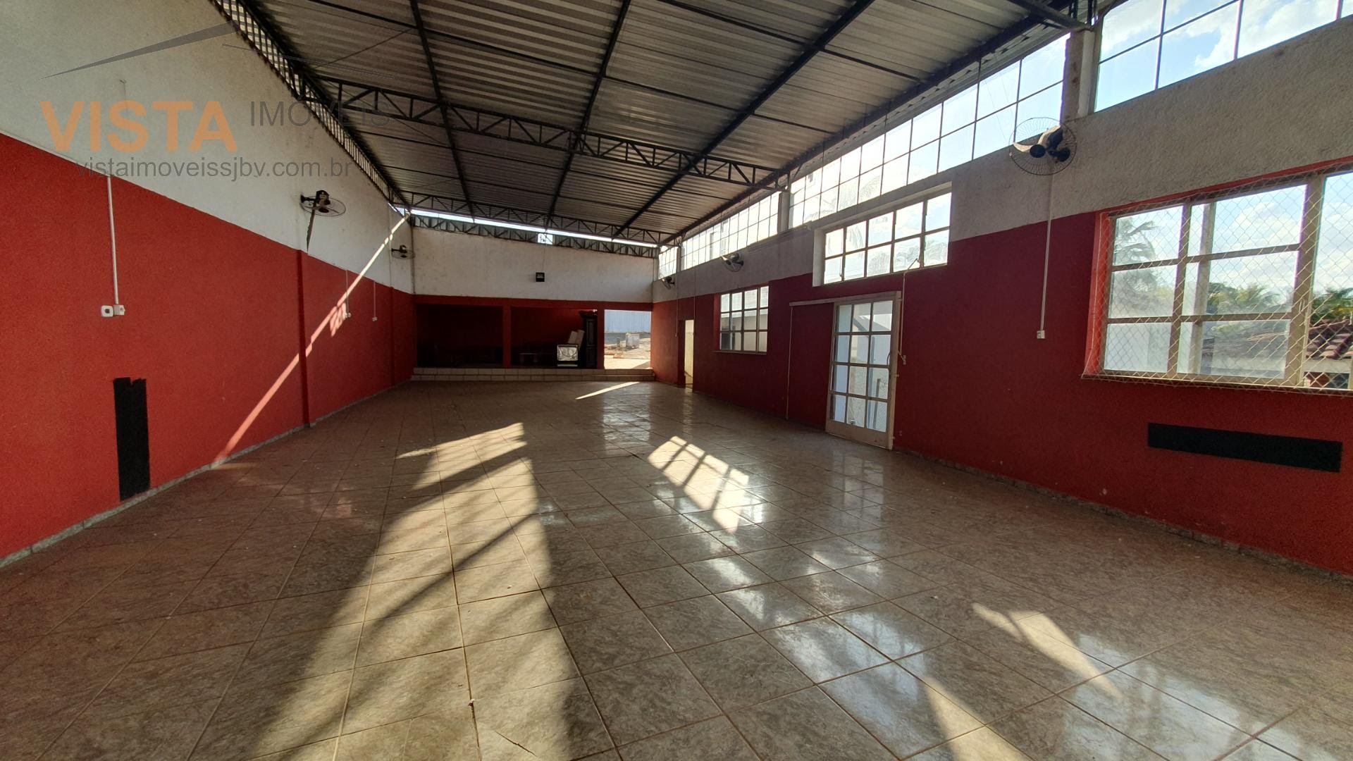 BARRACÃO