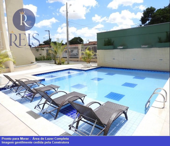 Piscina Área de Lazer
