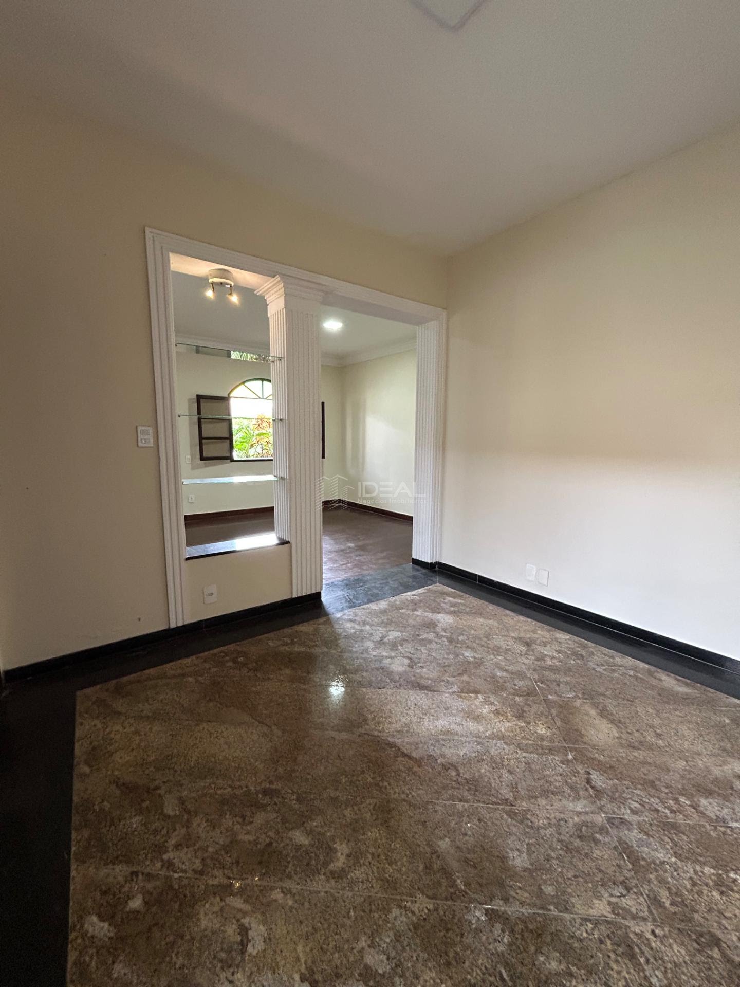 Casa à venda com 3 quartos, 1 suíte, 3 vagas e 360m² no Parque São Caetano, Campos dos Goytacazes (RJ) — foto 5 de 18