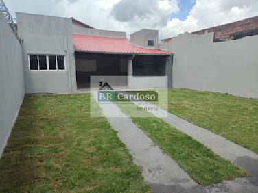 Casa em Jardim das Aroeiras - Edicula -  Patrocínio Paulista