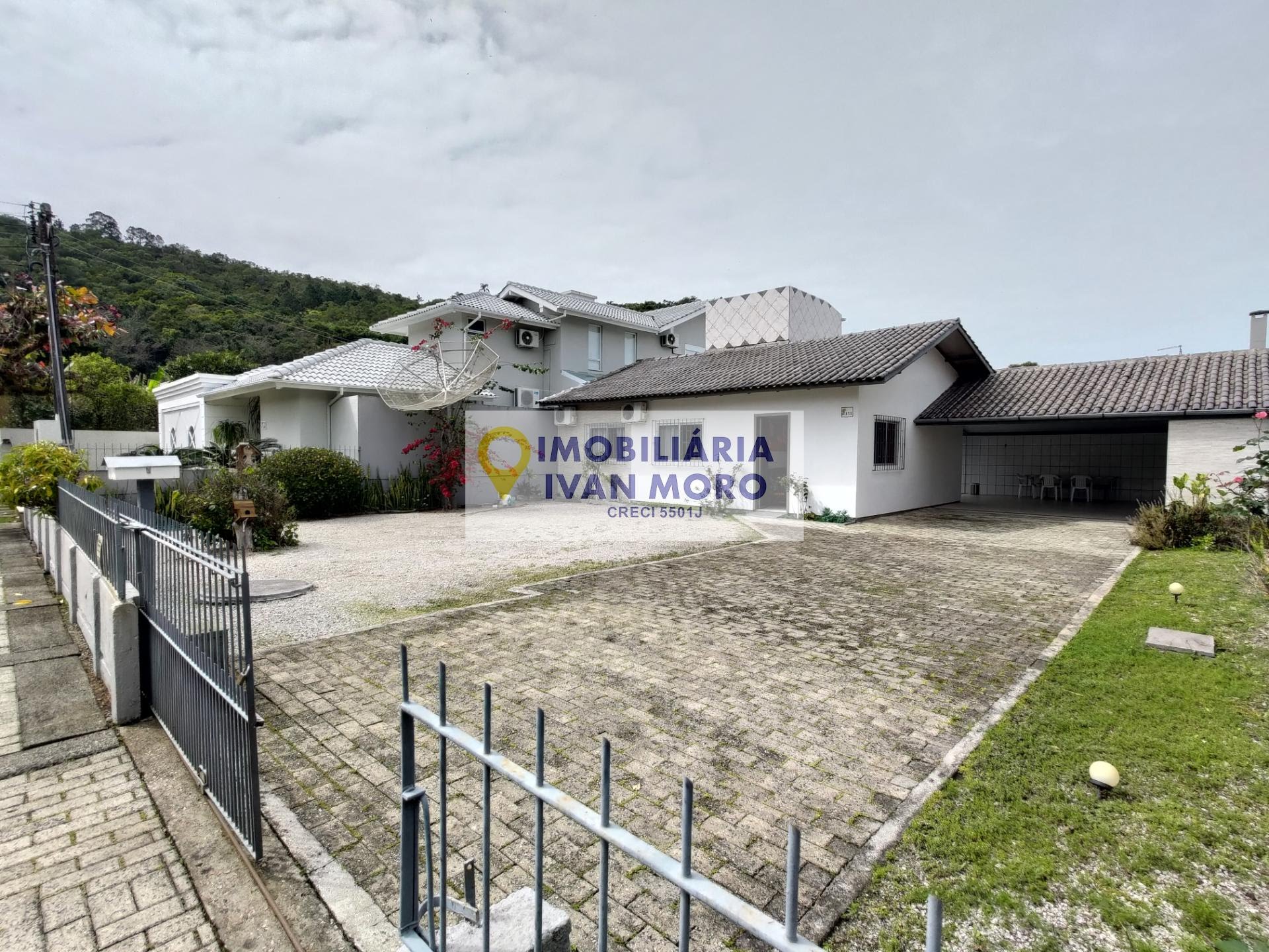 Casa para alugar com 3 quartos, 1 suíte e 3 vagas no Daniela, Florianópolis (SC) — foto 3 de 30