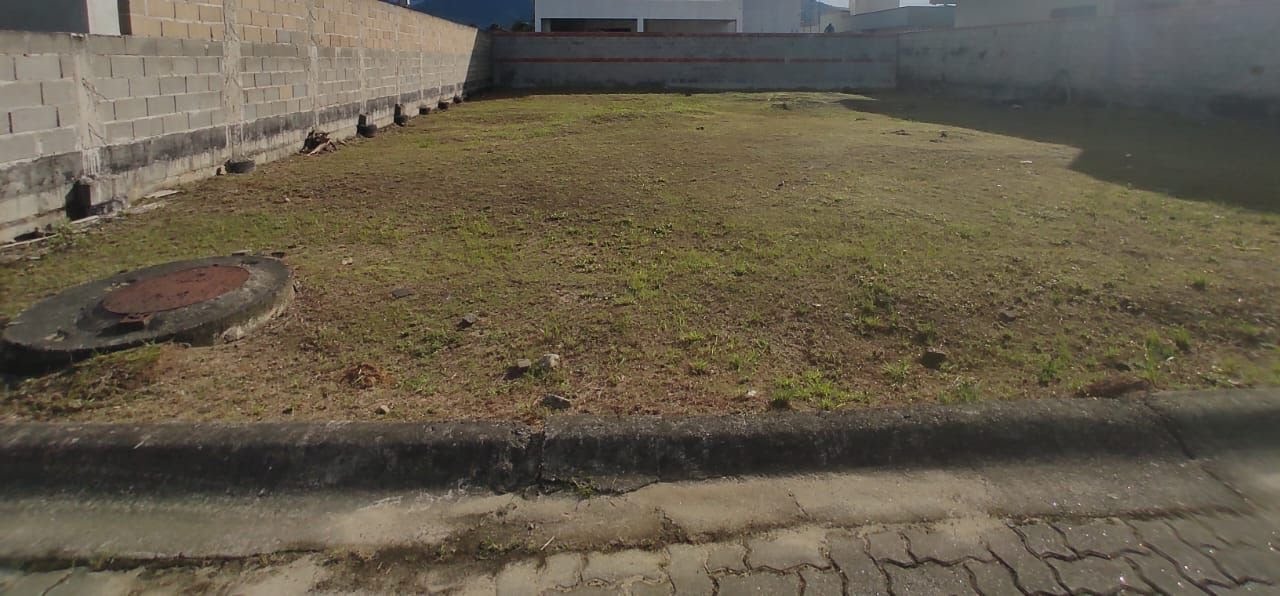 Terreno à venda com 500m² de terreno no Jardim Carolina, Ubatuba (SP) — foto 2 de 2