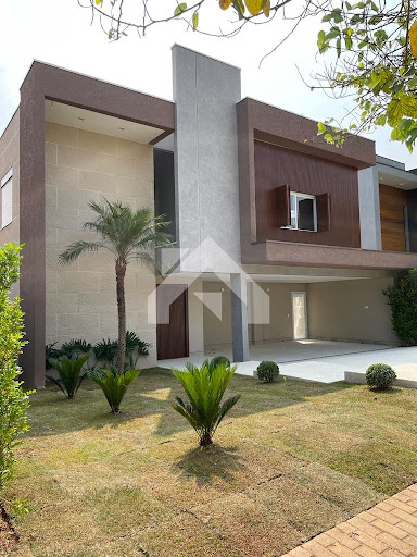 Casa de Condomínio em Alphaville - Santana de Parnaíba, SP