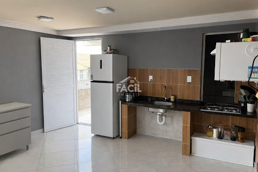 Prédio Inteiro à Venda em Bicanga, Serra - 500m²