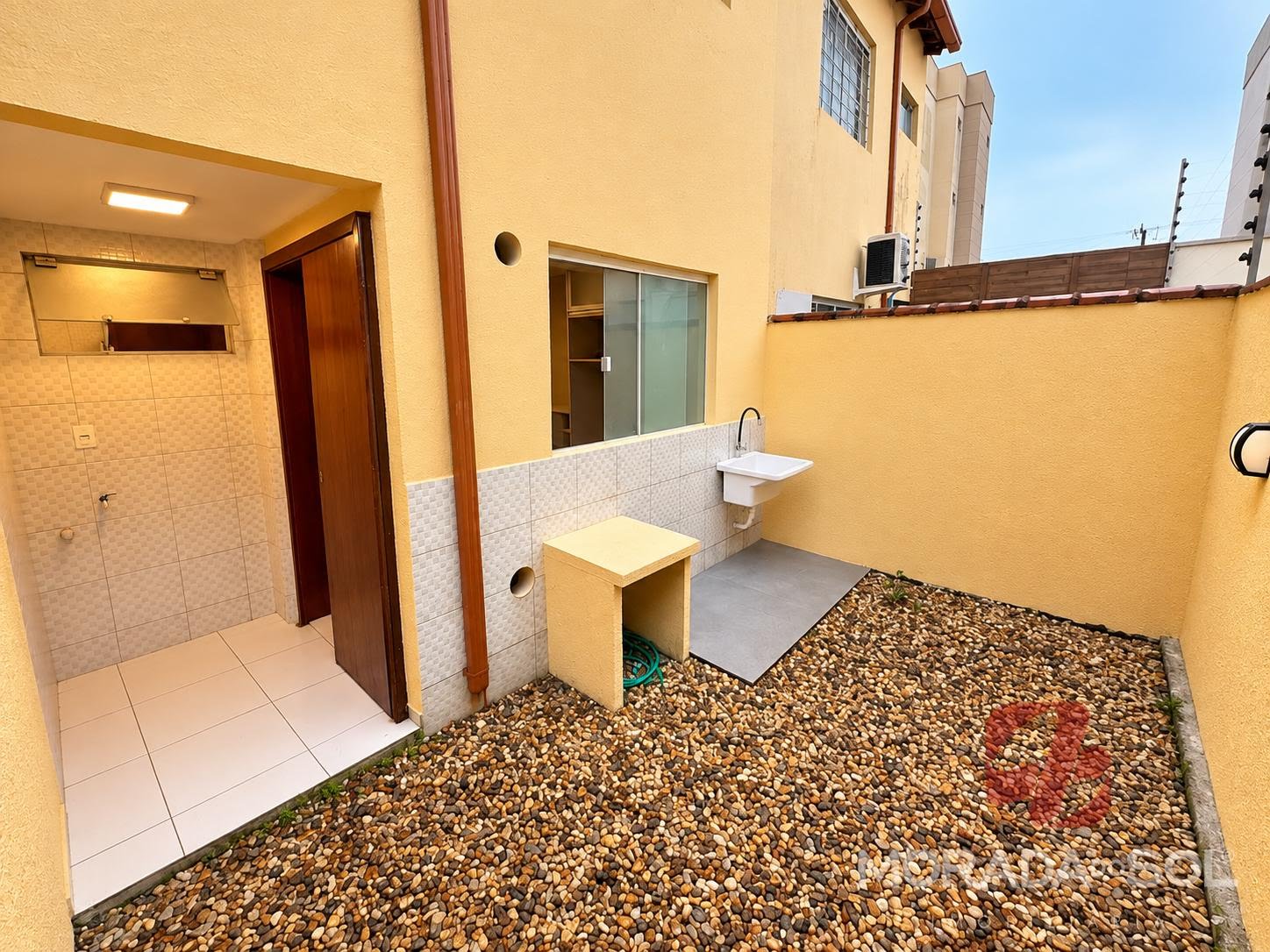Lavanderia e patio