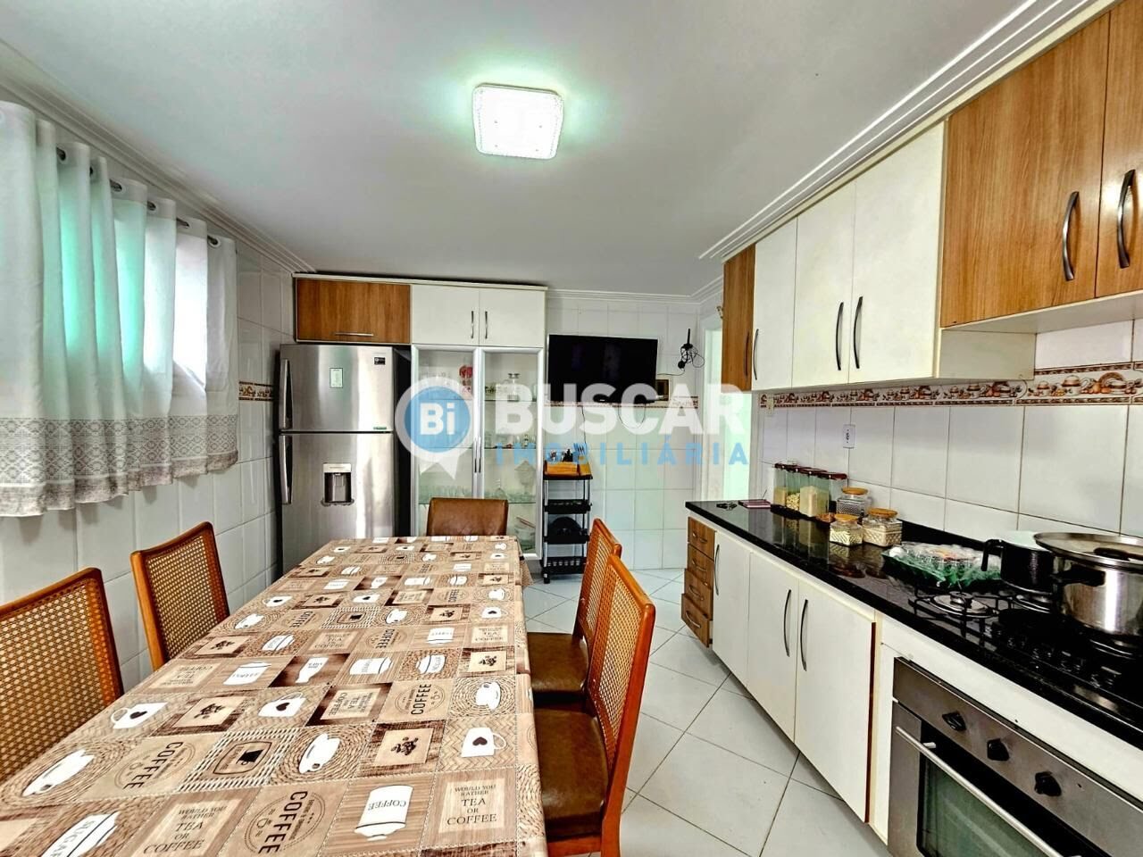 Casa à venda com 4 quartos, 3 suítes, 2 vagas e 450m² no Sim, Feira de Santana (BA) — foto 10 de 30