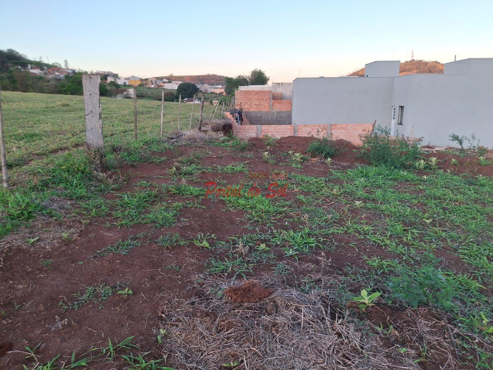 Terreno à venda com 204m² de terreno no Jardim Baggio, Santo Antônio da Platina (PR) — foto 2 de 4