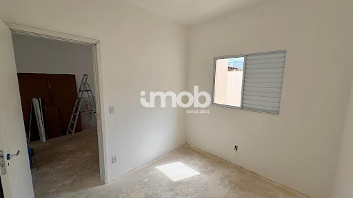 Casa em condomínio no Lopes de Oliveira  -  Sorocaba