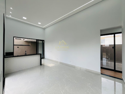 Casa à venda no Condomínio Terras de São Francisco – Sorocaba/SP! 194,62m² de terreno | 115,35m² de área construída, 3 dormitórios, 1 suíte, 2 vagas de garagem