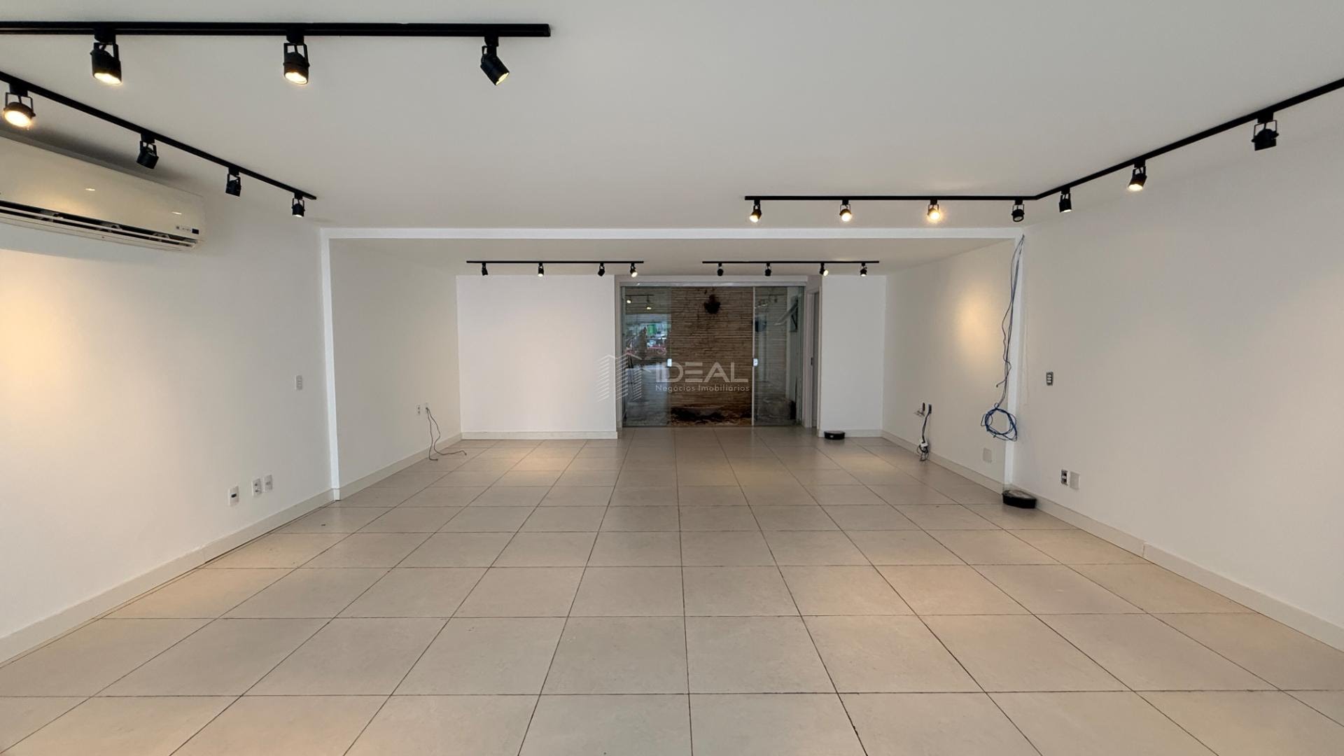 Comercial para alugar com 8 banheiros, 2 vagas e 480m² no Parque Tamandaré, Campos dos Goytacazes (RJ) — foto 8 de 30