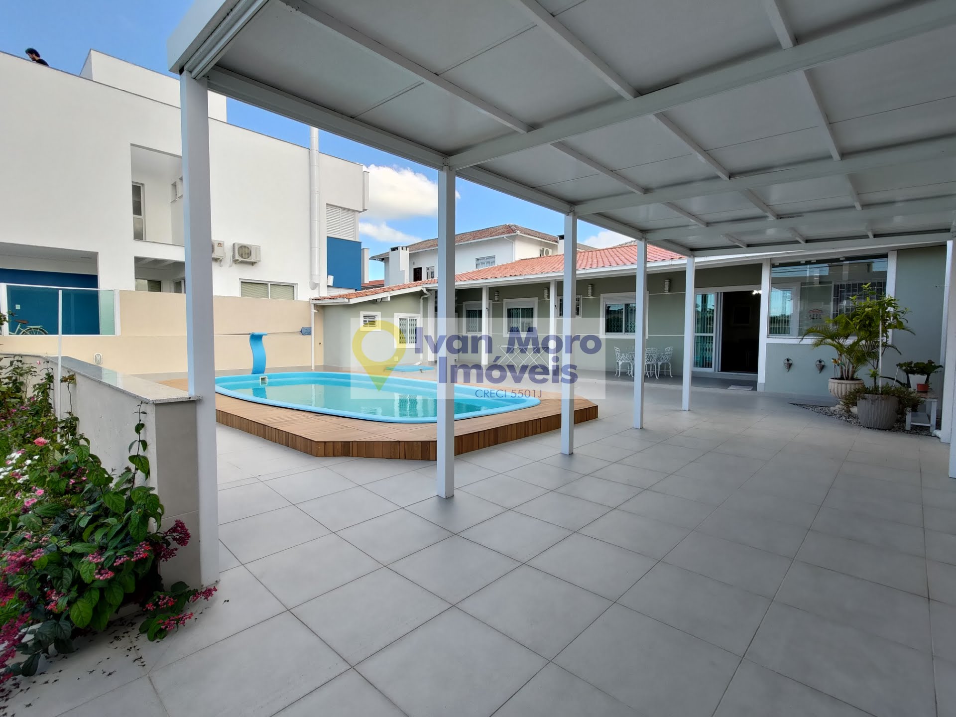 Casa para alugar com 3 quartos, 2 banheiros, 3 vagas e 90m² no Daniela, Florianópolis (SC) — foto 4 de 30