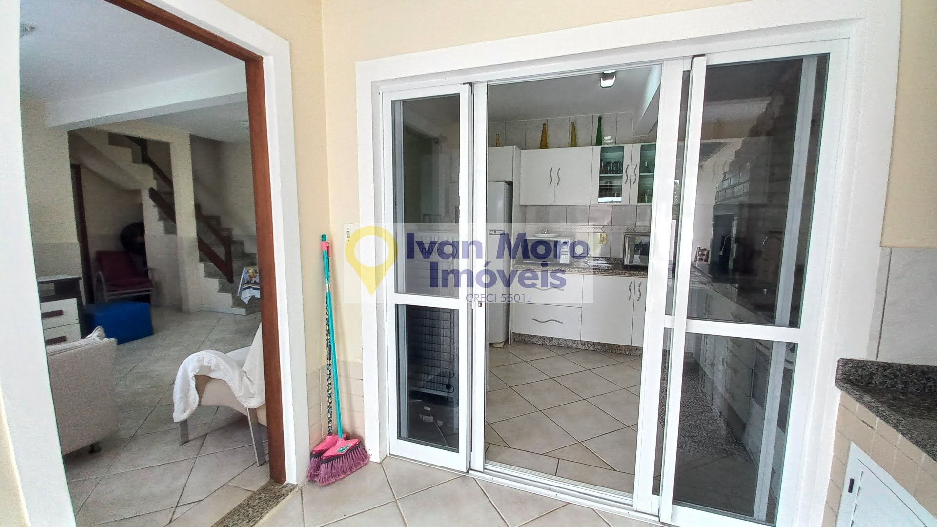 Casa para alugar com 4 quartos, 1 suíte, 3 vagas e 150m² no Daniela, Florianópolis (SC) — foto 12 de 30