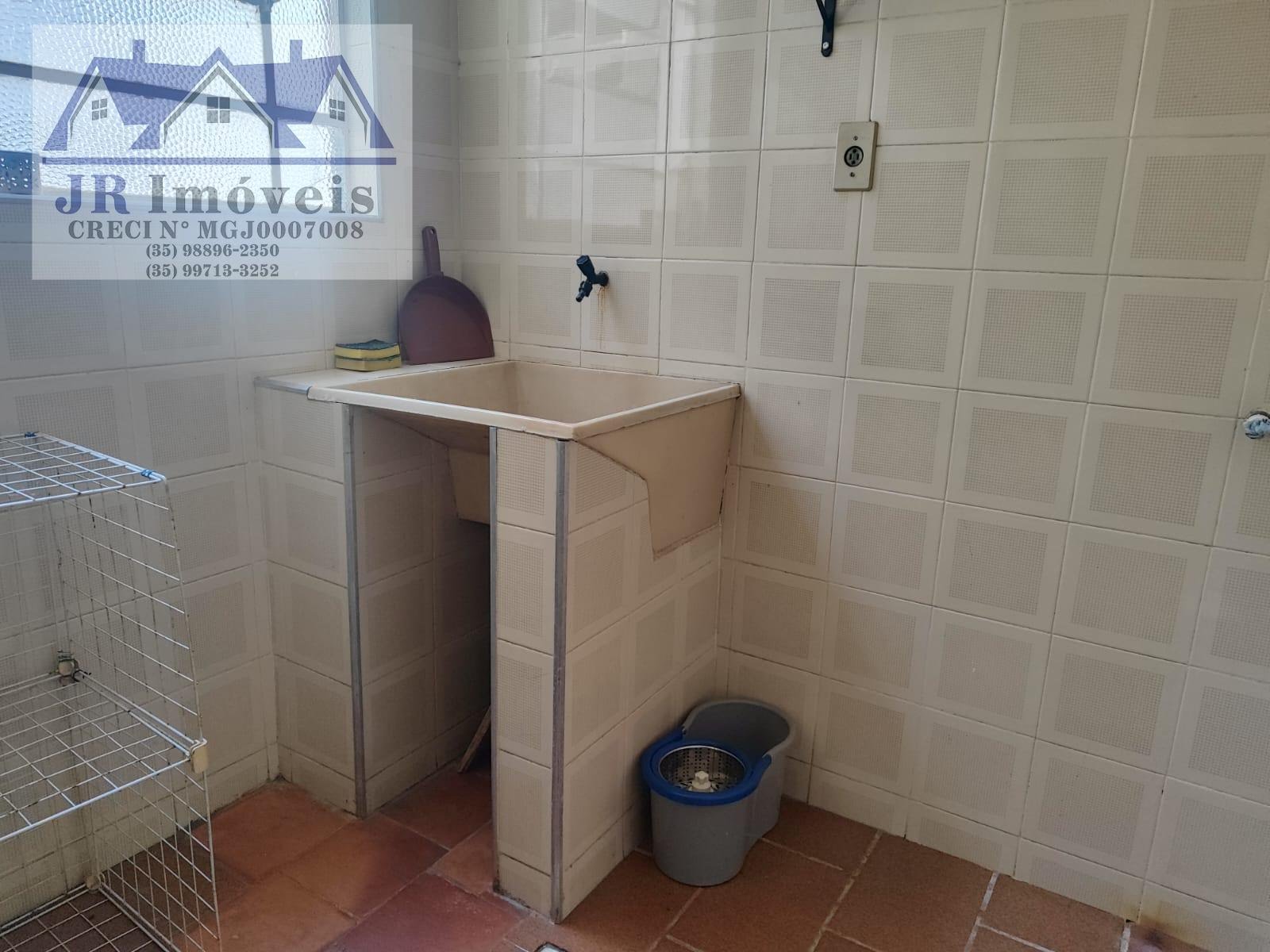 Apartamento à venda com 2 quartos, 1 banheiro e 100m² no Centro, Itajubá (MG) — foto 11 de 24