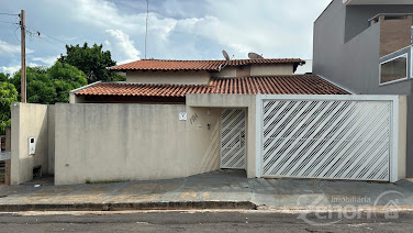 Casa em Vila Industrial - Adamantina
