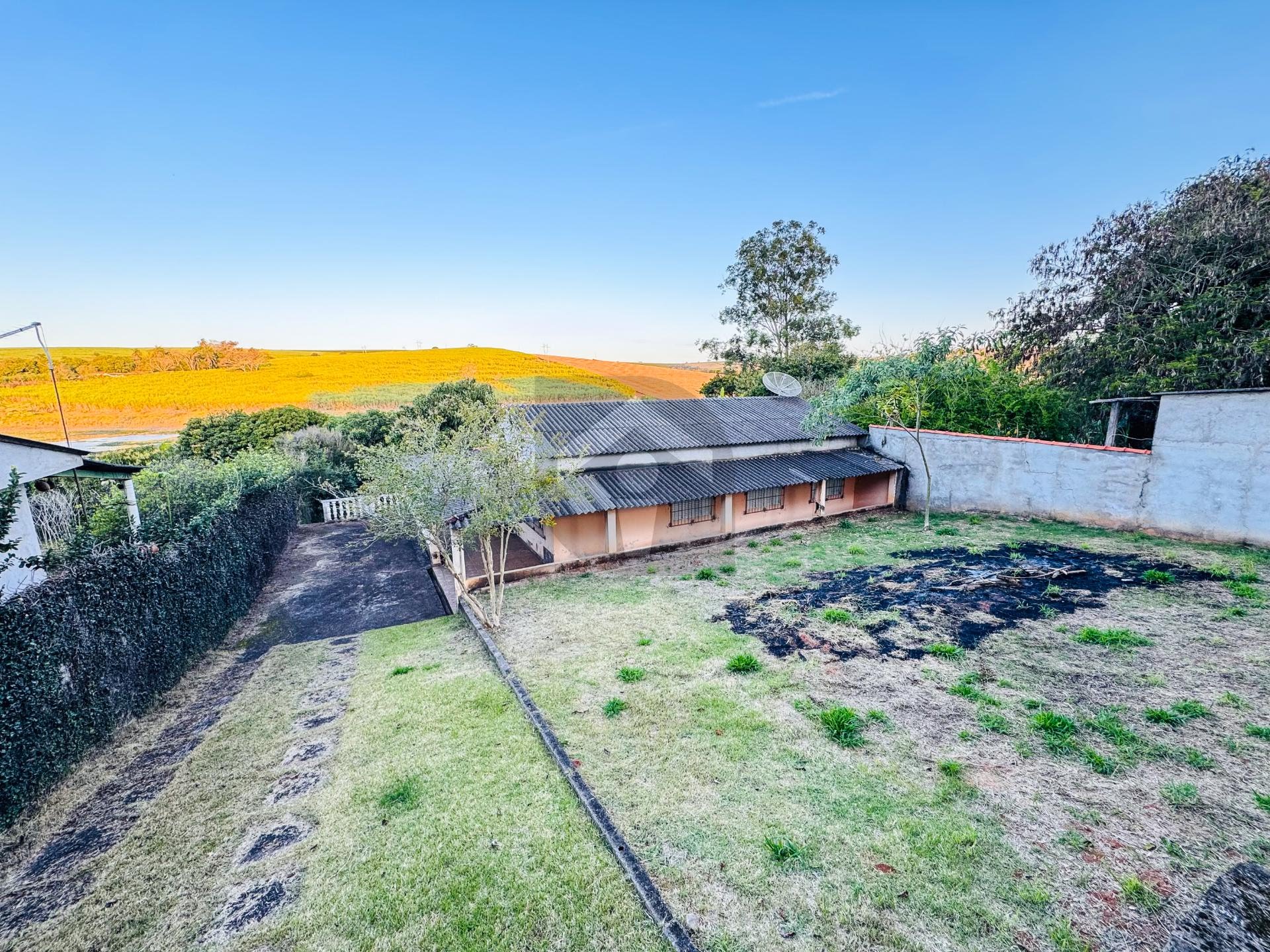 Chácara, 4 quartos, 1200 m² - Foto 4