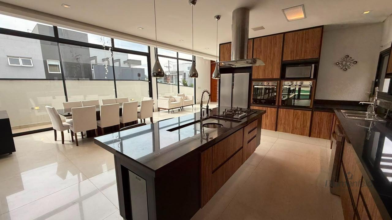 Casa à venda com 4 quartos, 4 suítes, 6 vagas e 370m² no Condomínio Real Park, Arujá (SP) — foto 11 de 30
