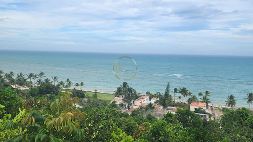 Lote/Terreno em Arraial D'ajuda - Porto Seguro: Venda e Locação por R$ 15.750.000,00